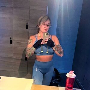 Meet your Posher, Cécé